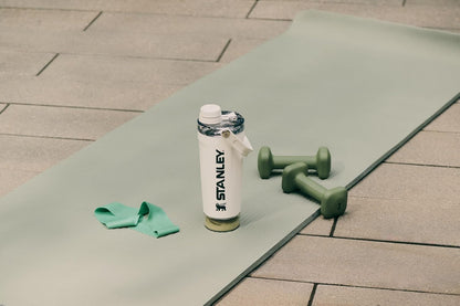 Stanley Activate Shaker Bottle 20 oz